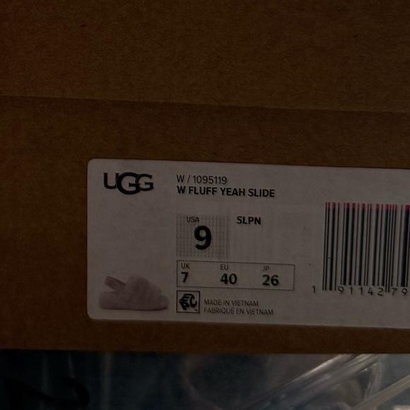 UGG Fluffy Yeah Slides Pink Size 9 - Picture 9 of 9